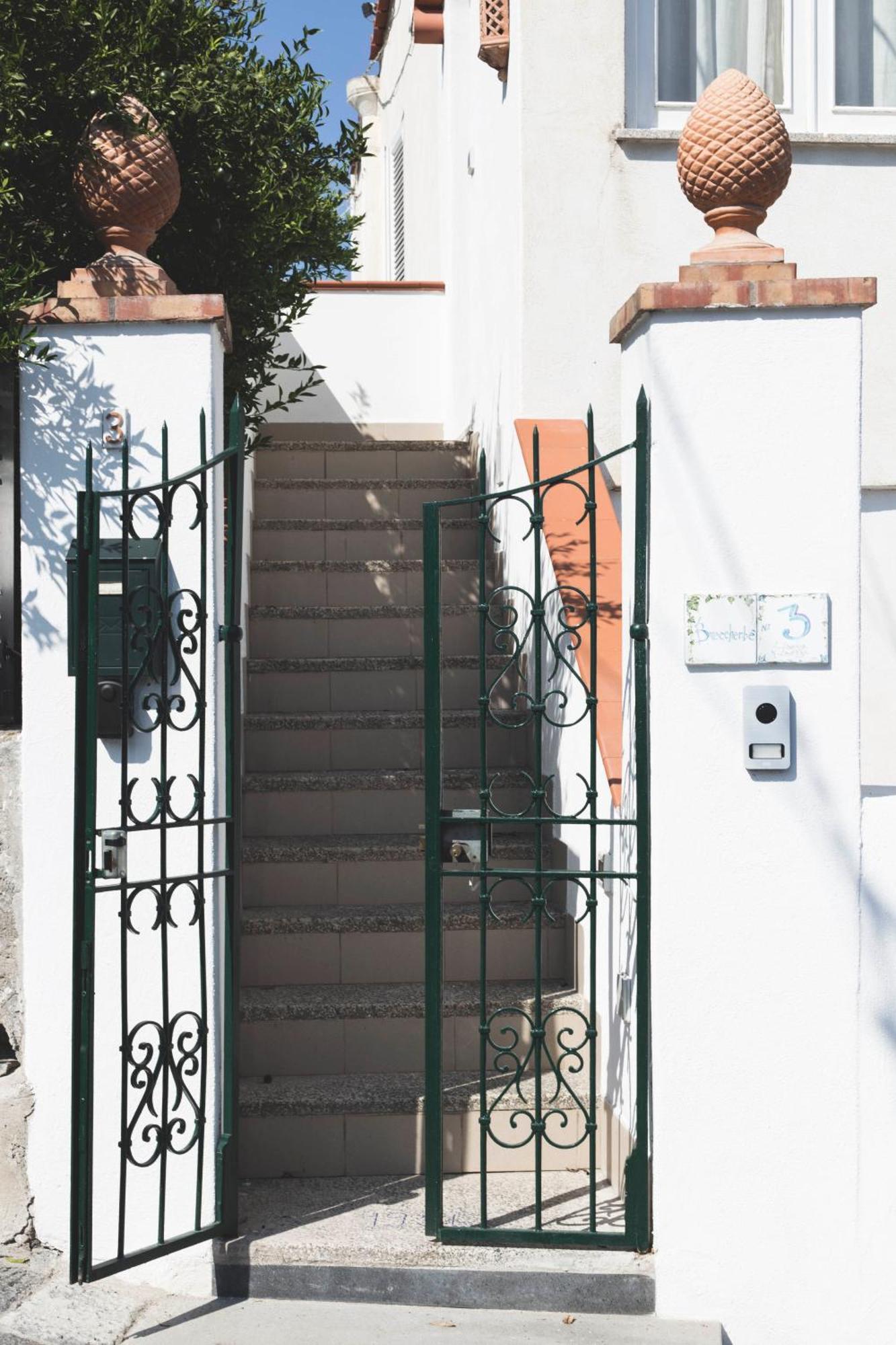 Brecchembe - Holiday Home In The Center Of Lacco Ameno Lacco Ameno  Exterior foto